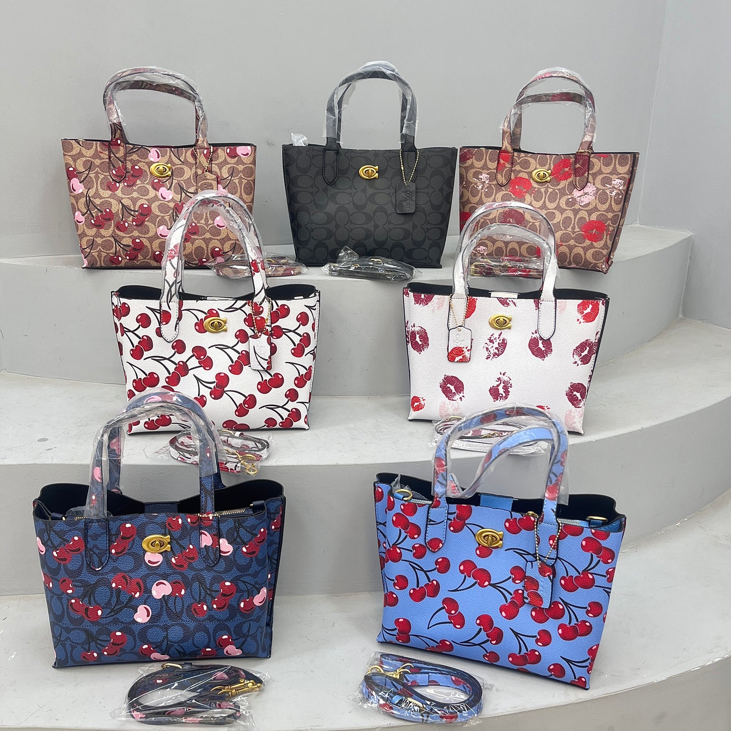 C-Tote w/ Middle Zipper