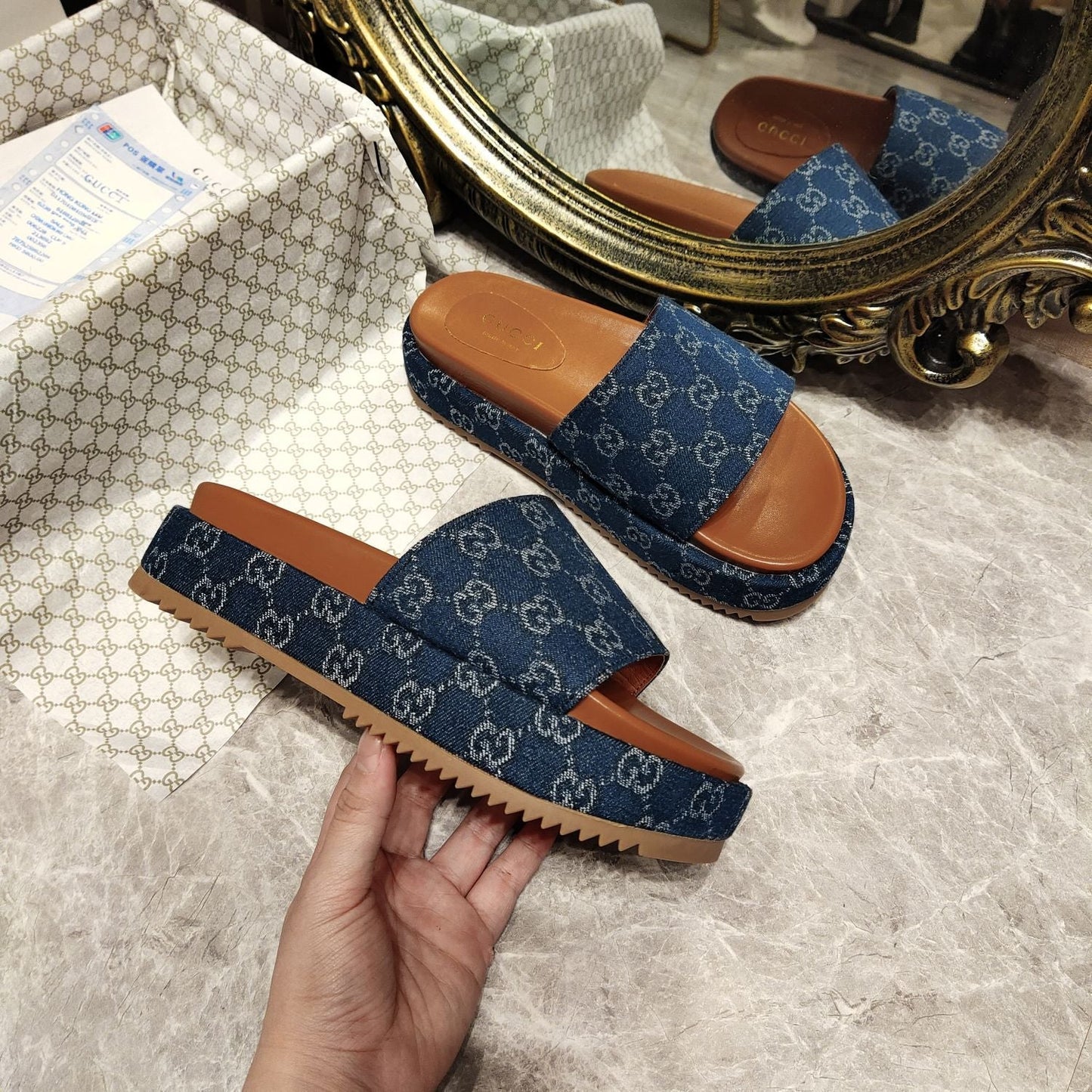 G-Slippers