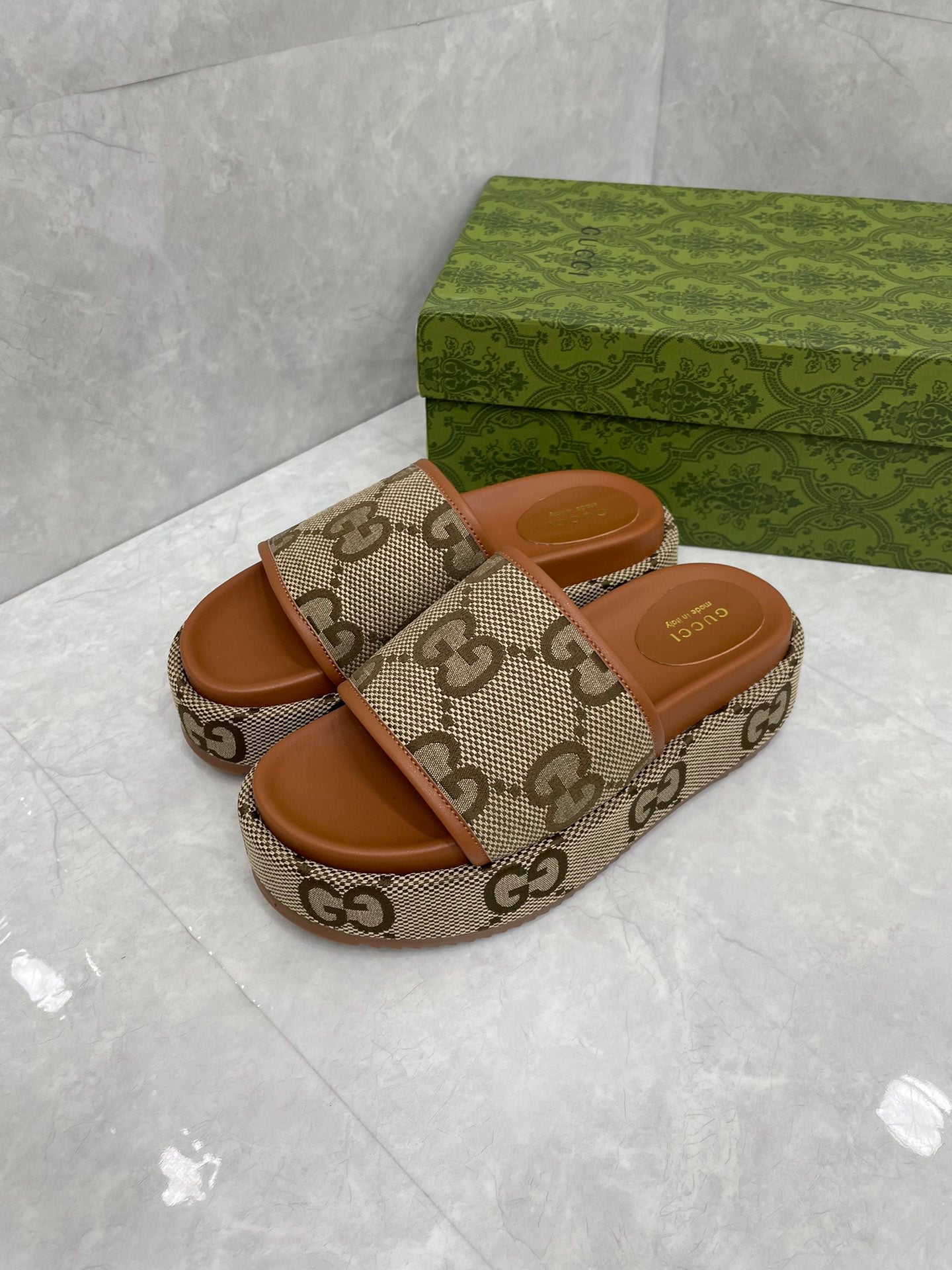 G-Slippers