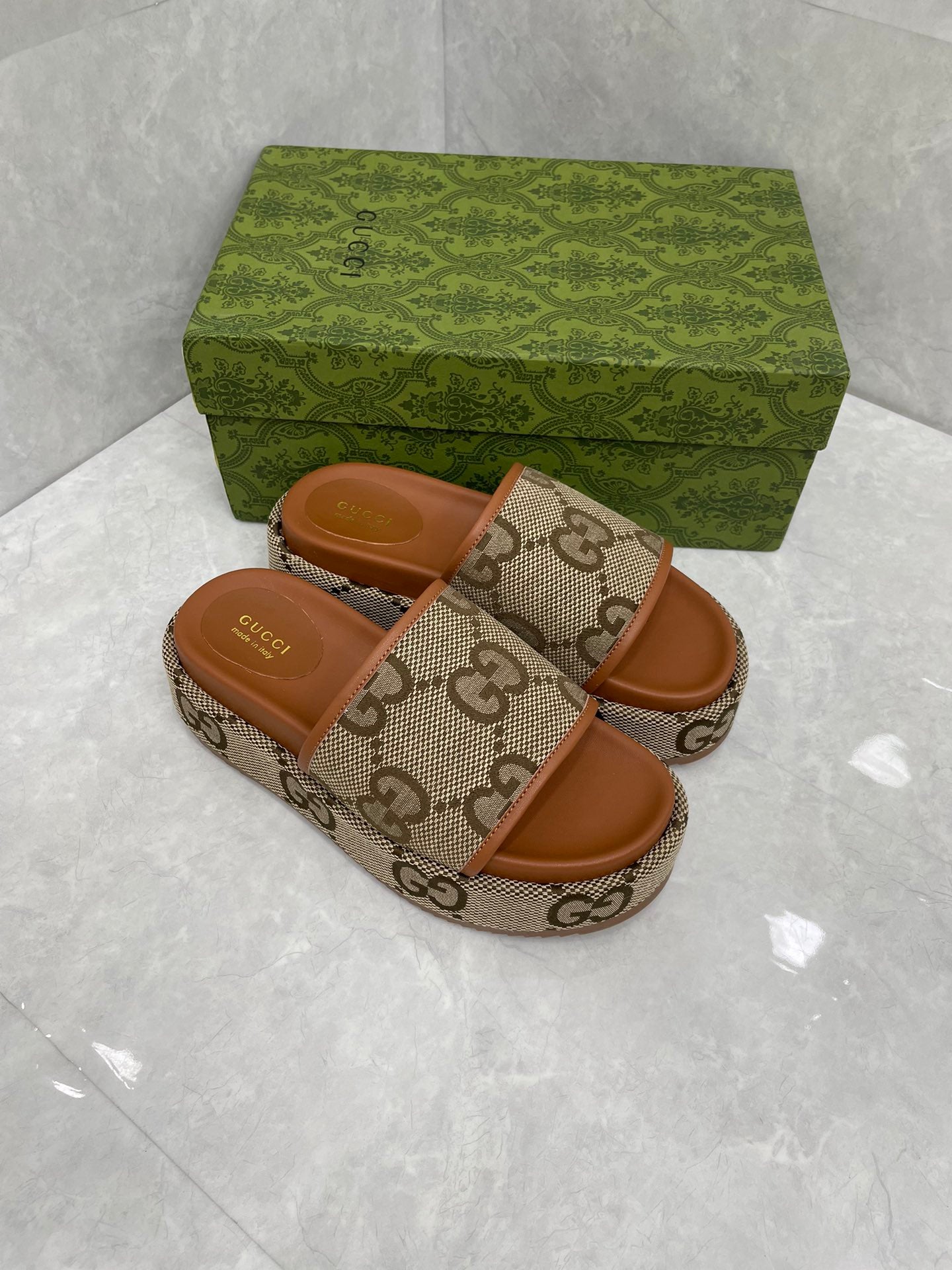 G-Slippers