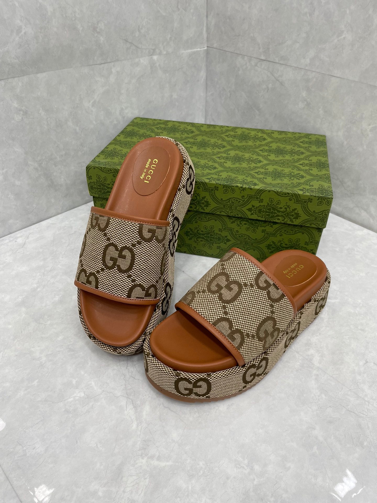 G-Slippers