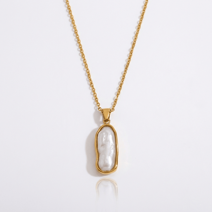 GOLD OPAL PENDANT NECKLACE