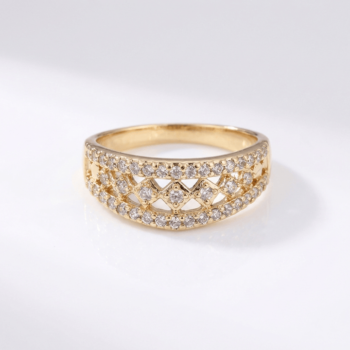 GOLD PAVE BAND RING