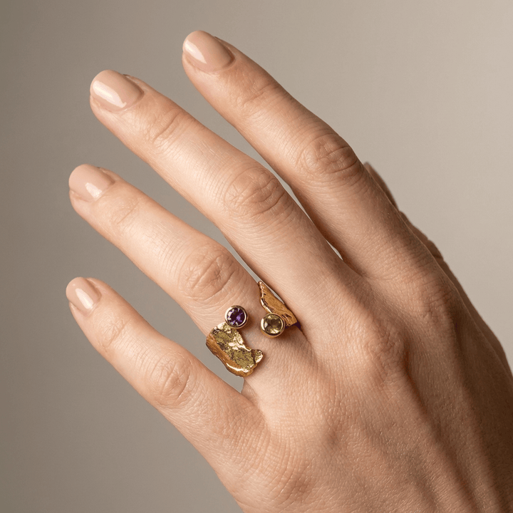 RUSTIC GOLD AMETHYST &amp; PERIDOT RING - (ADJUSTABLE)