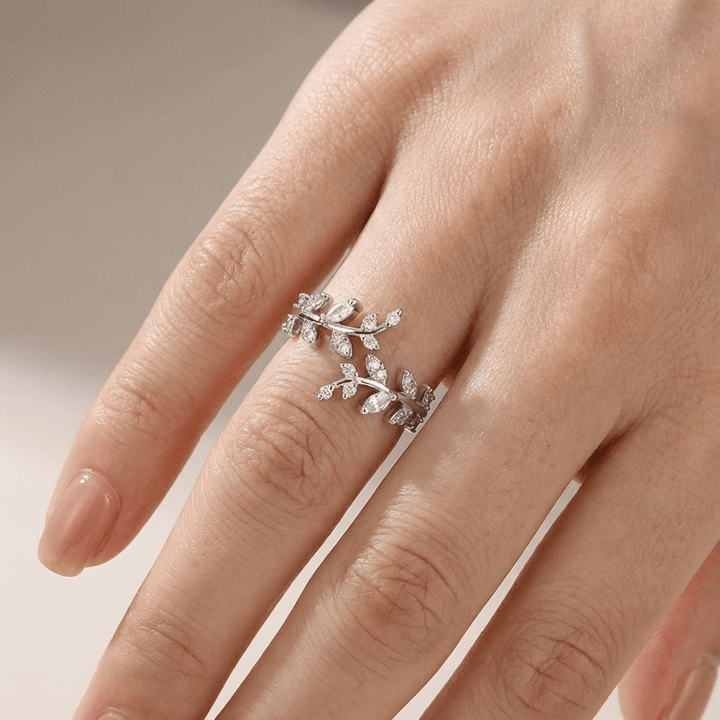 CRYSTAL LEAF VINE SILVER RING - (ADJUSTABLE)