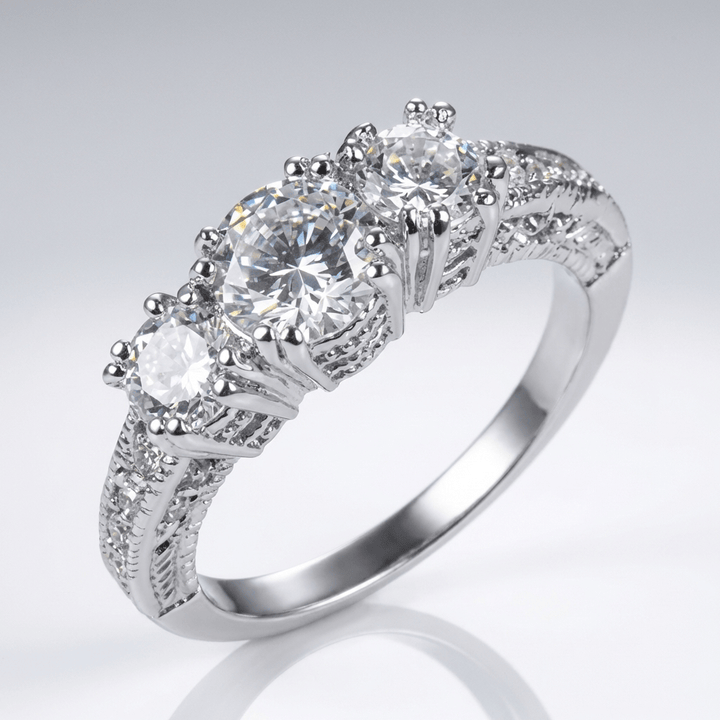 SILVER TRINITY RING