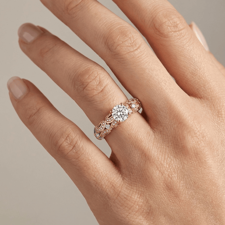 GOLD CROWN RING