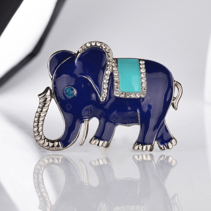LUCKY ELEPHANT BROOCH