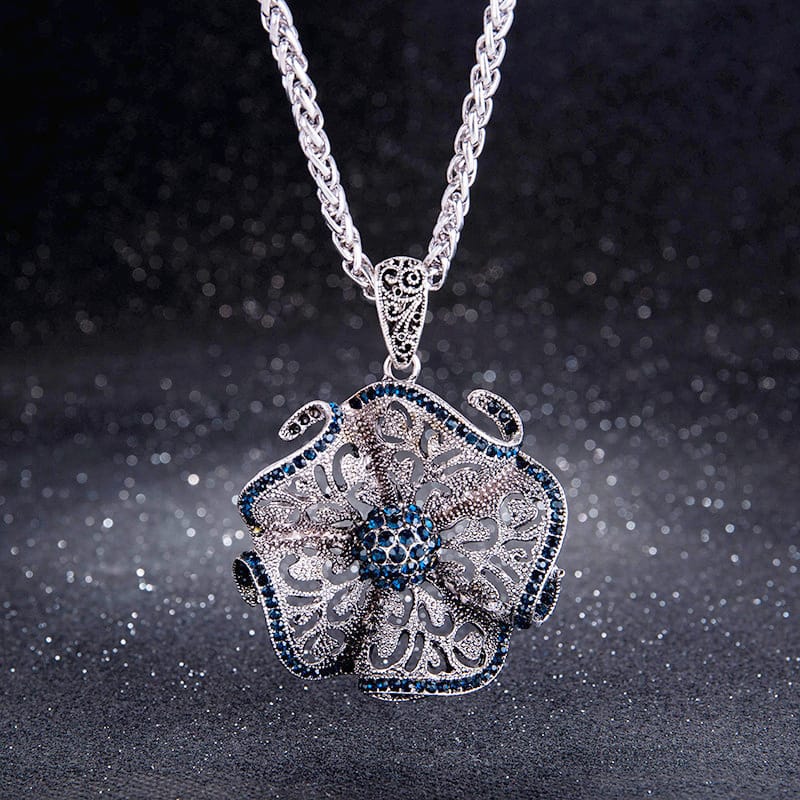 SAPPHIRE MAJESTY NECKLACE
