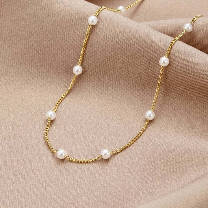 ZIRCONIA BEADED NECKLACE