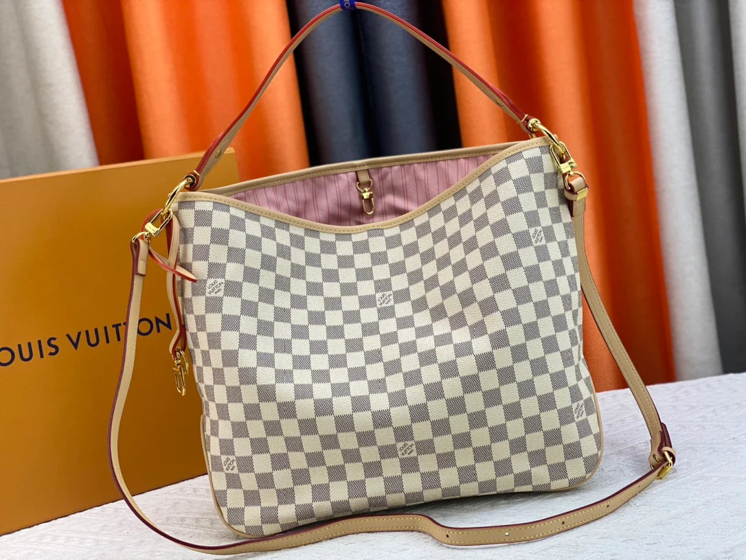 Purse Gracefully Inspired