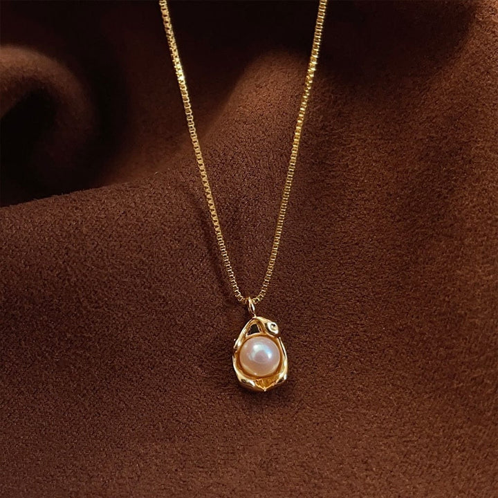 GOLD PEARL TEARDROP PENDANT NECKLACE