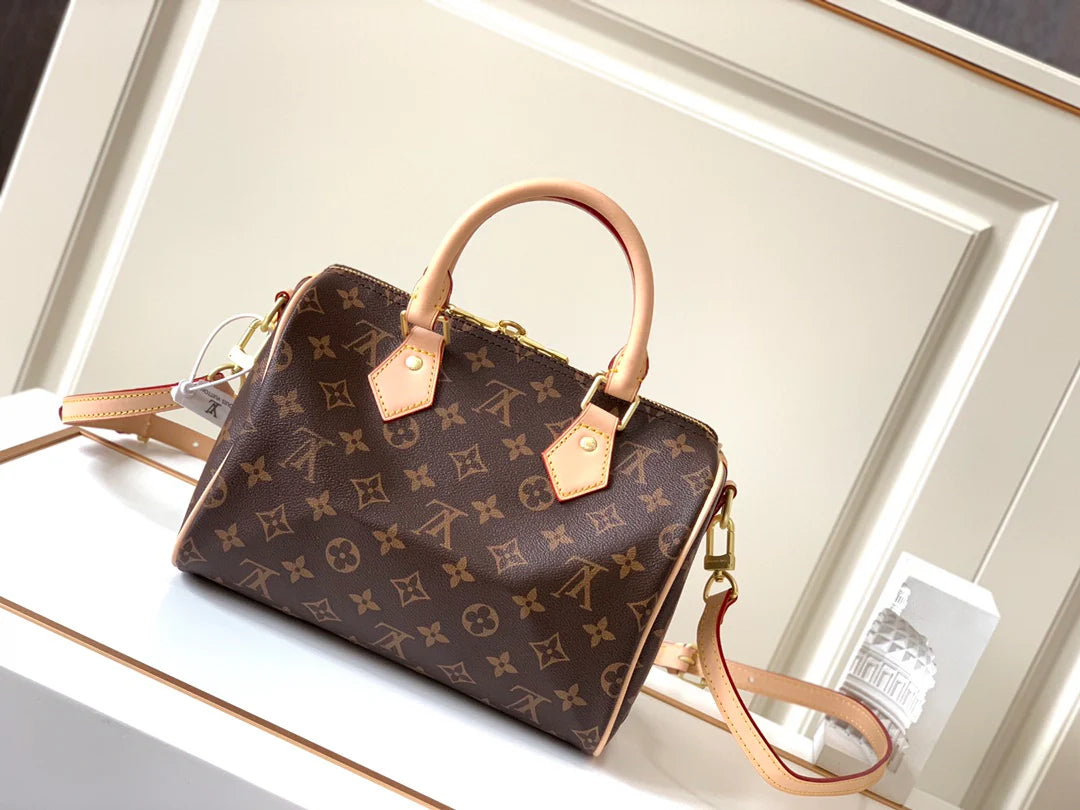Classic Pillow Bag | Real Leather | WHOLESALE