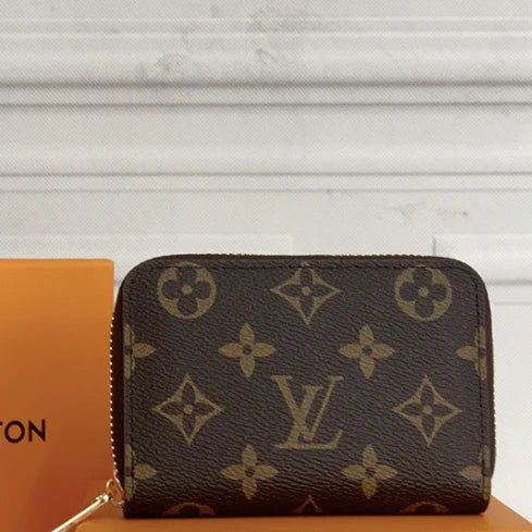 L-Classic Small Card Bag