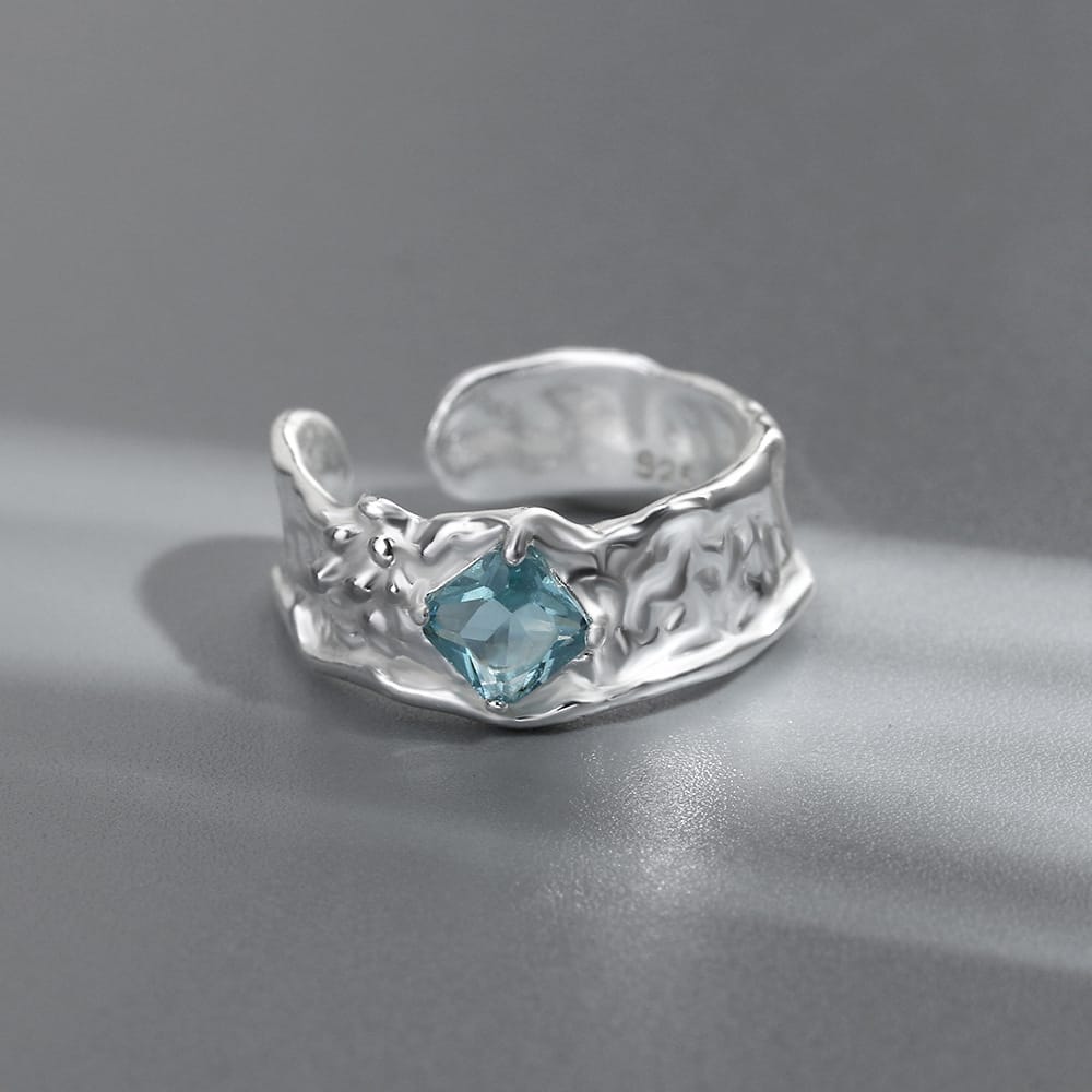 SILVER AQUAMARINE TEXTURED RING - (ADJUSTABLE)