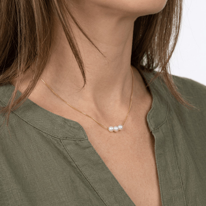 GOLD PEARL TRIO NECKLACE